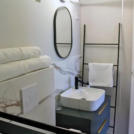 The Secret Garden - Bed & Breakfast