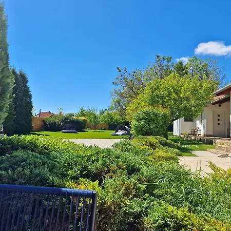 The Secret Garden - Bed & Breakfast 4*