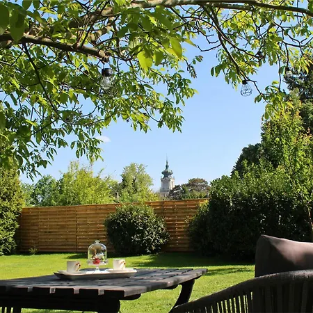 The Secret Garden - 4*