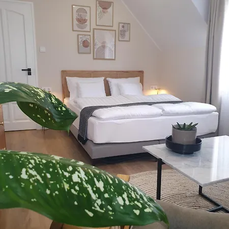 The Secret Garden - 4*