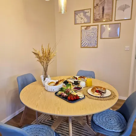 The Secret Garden - 4*