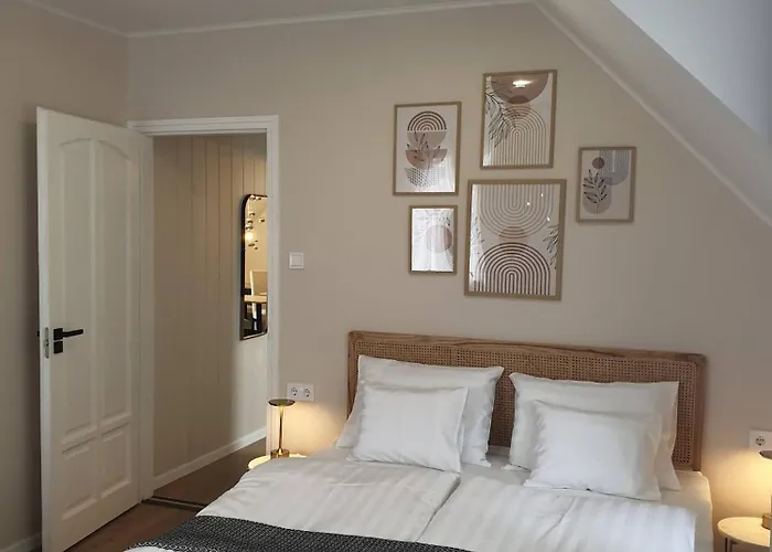 The Secret Garden - Bed & Breakfast Keszthely